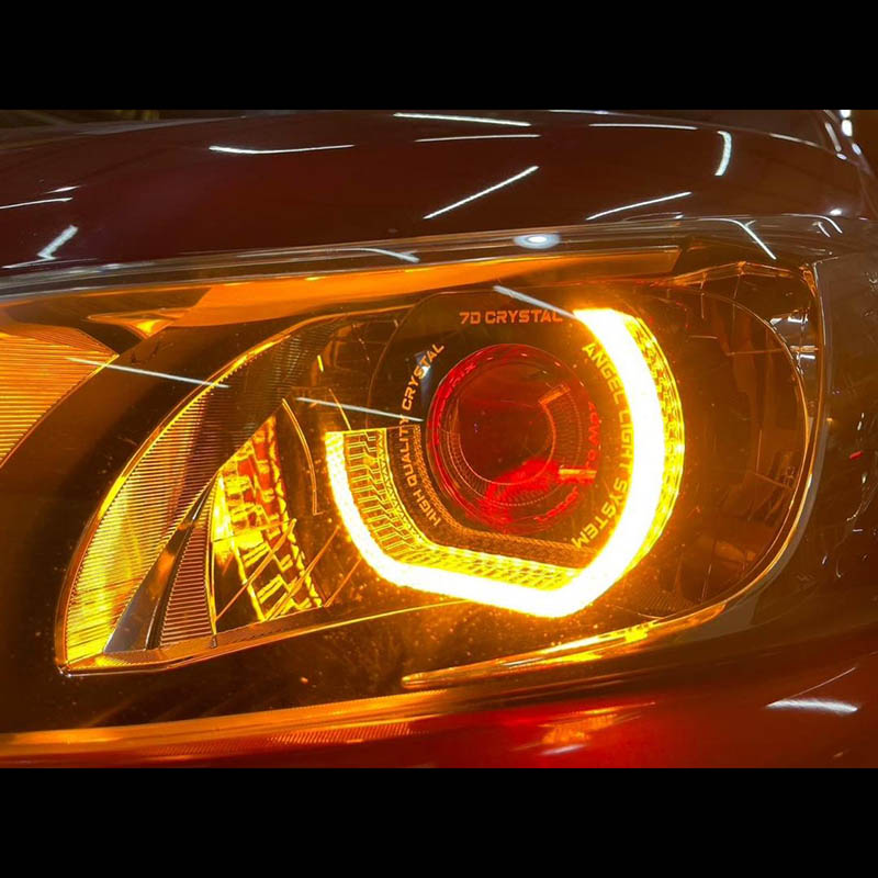 Cubiertas VAHID i7-L de 3,0 pulgadas con ojos de ángel 5D y aros estilo BMW para faros