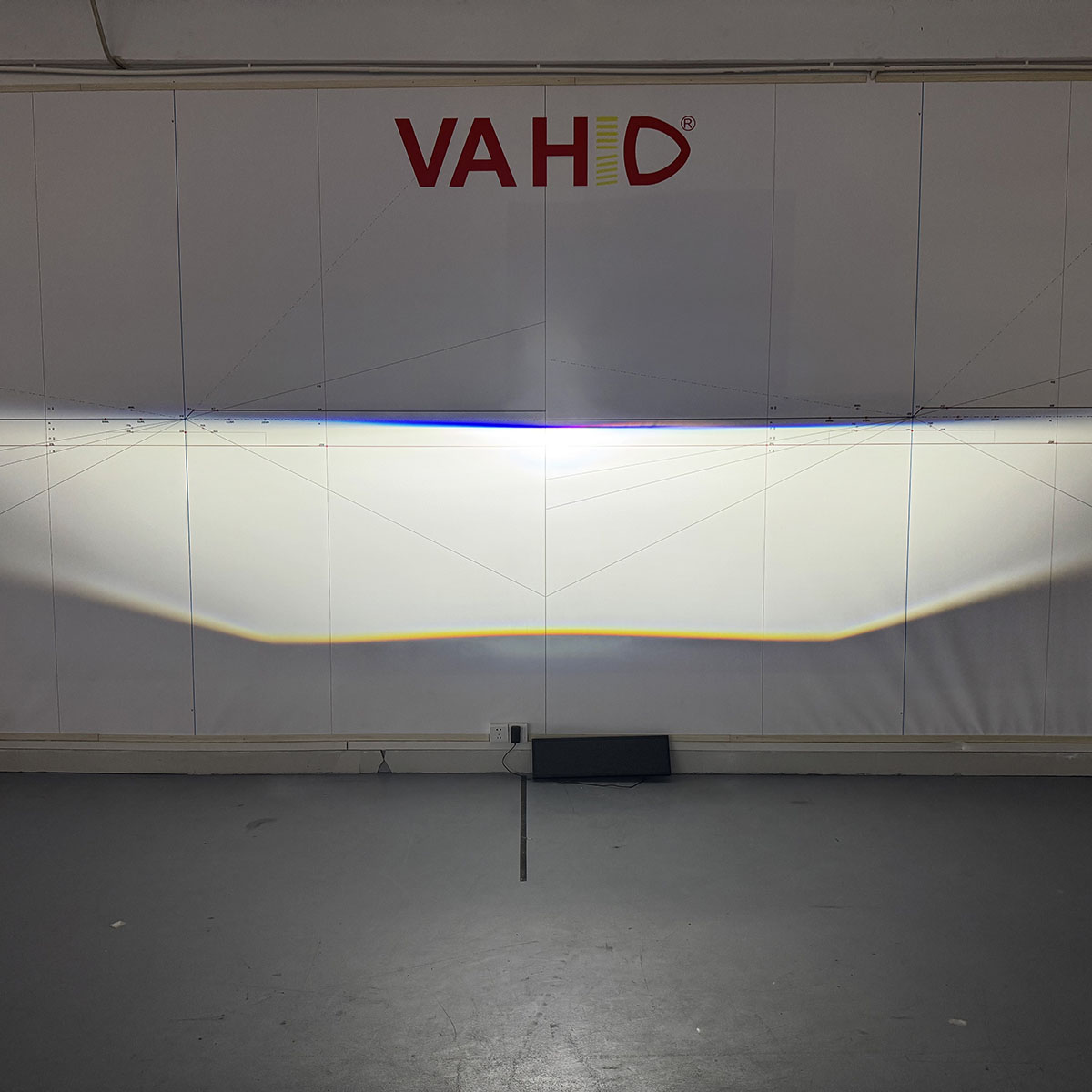 Proyector LED VAHID G5 de 2,5 pulgadas y 9500 lm para retrofit y mejora de faros